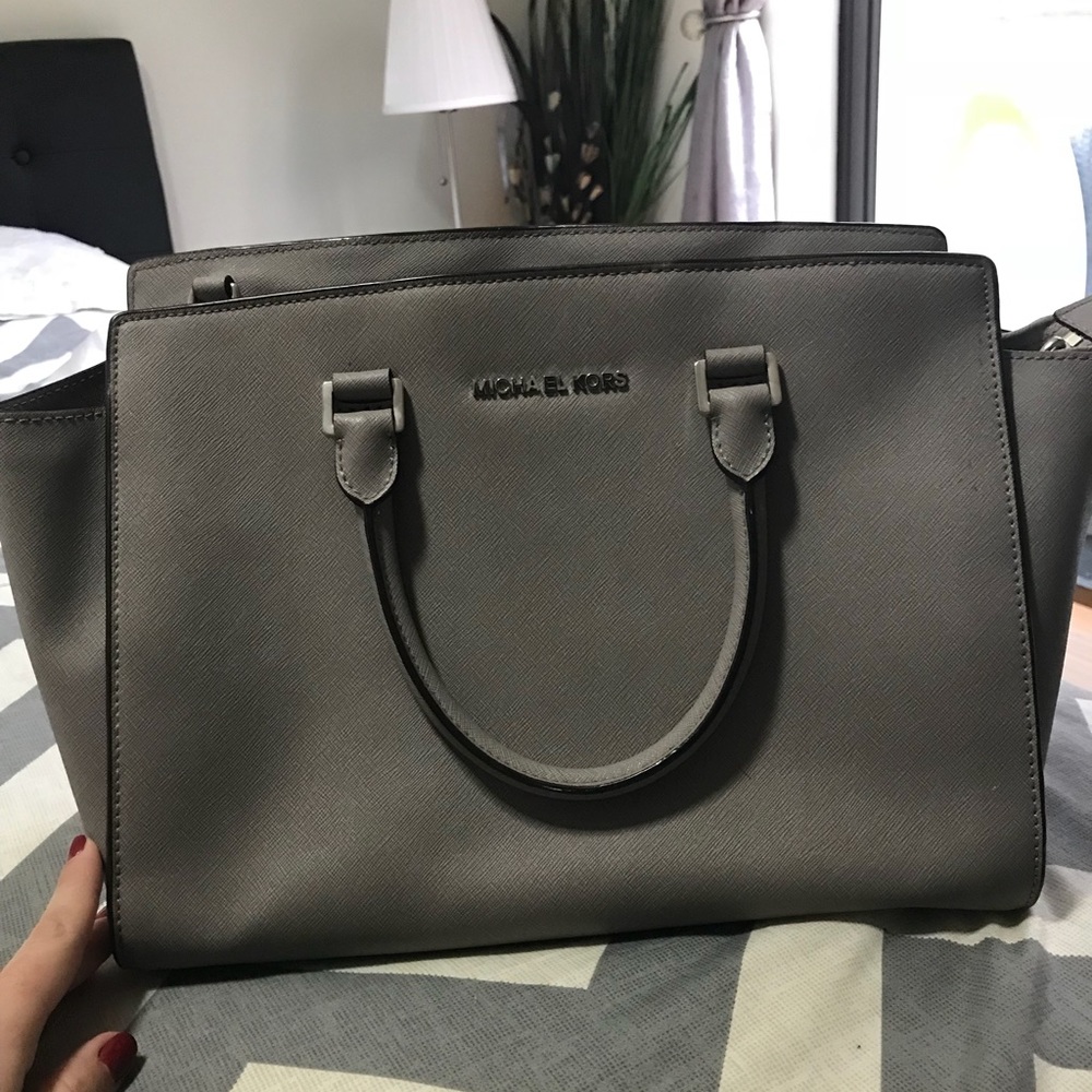 Micheal Kors Selma large leather satchel